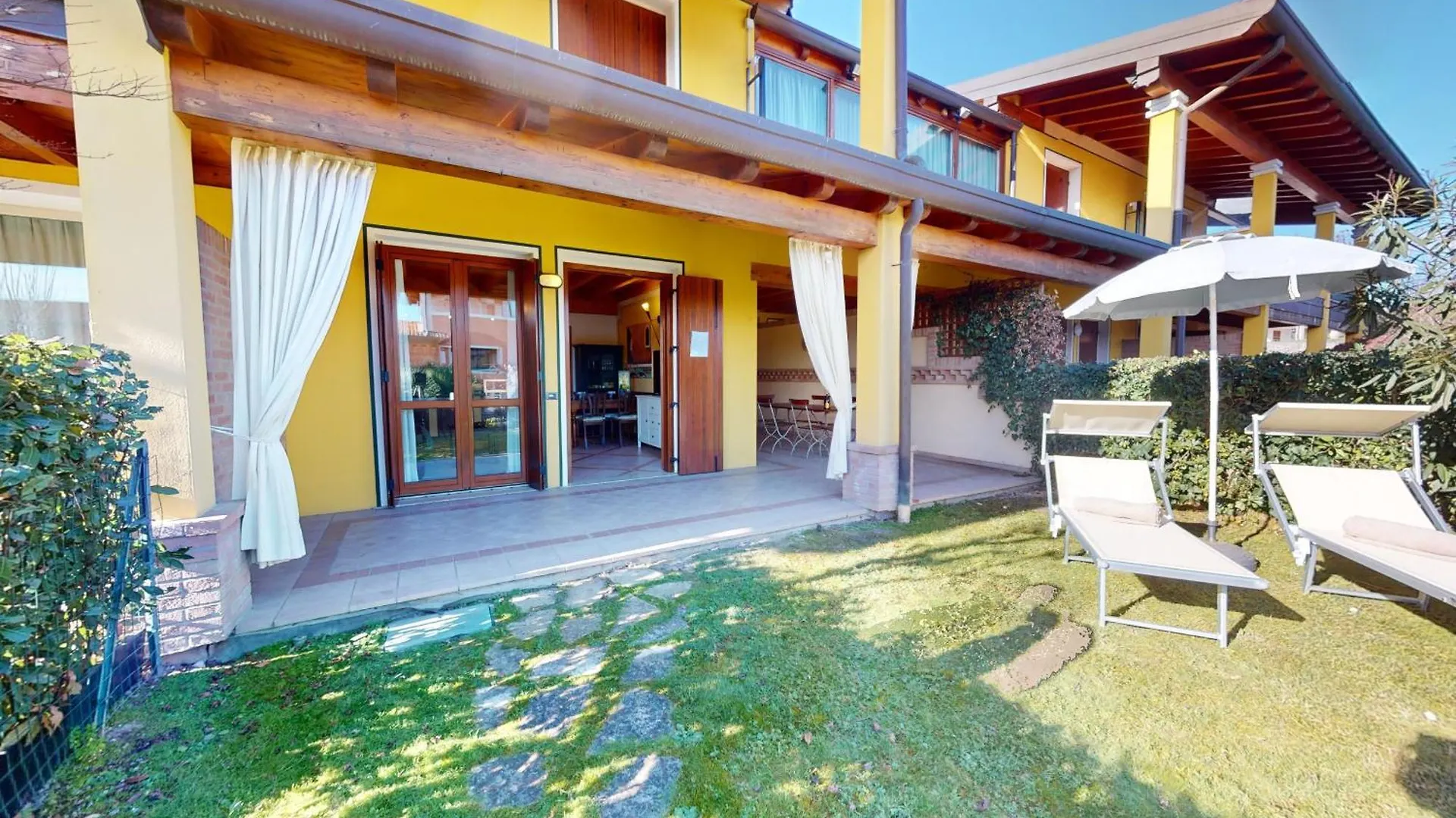 Apartment Garda Pleasure By Bookinggardalake Padenghe sul Garda