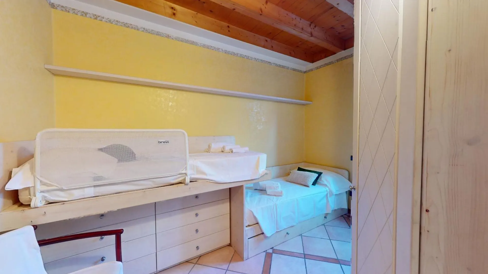 Garda Pleasure By Bookinggardalake Padenghe sul Garda 0*,